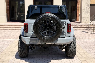 2026 Ford Bronco V6 Custom Gray Paint Black Appearance Outer Banks