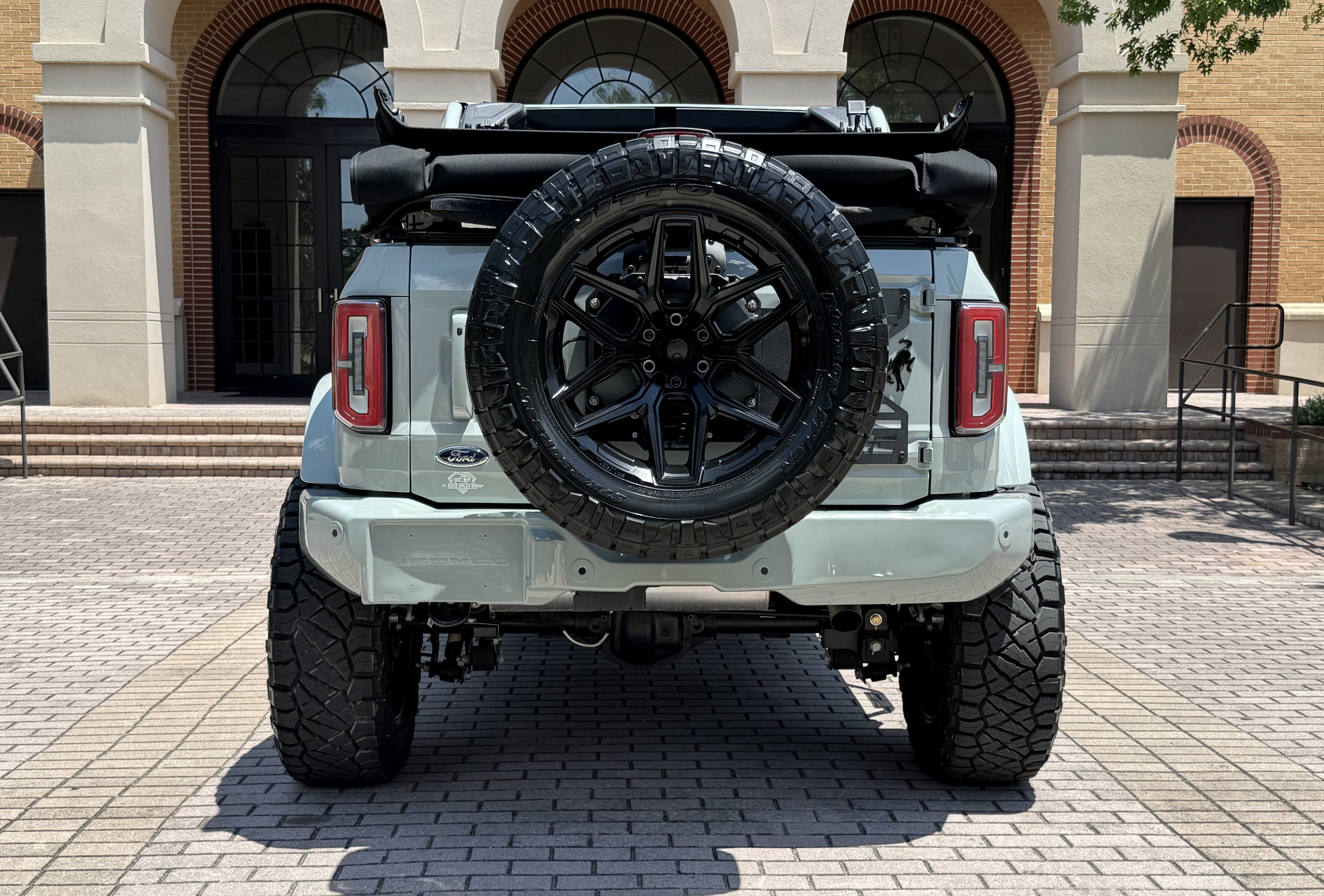 2024 Ford Bronco Outer Banks V6 Luxury Package Custom Lifted