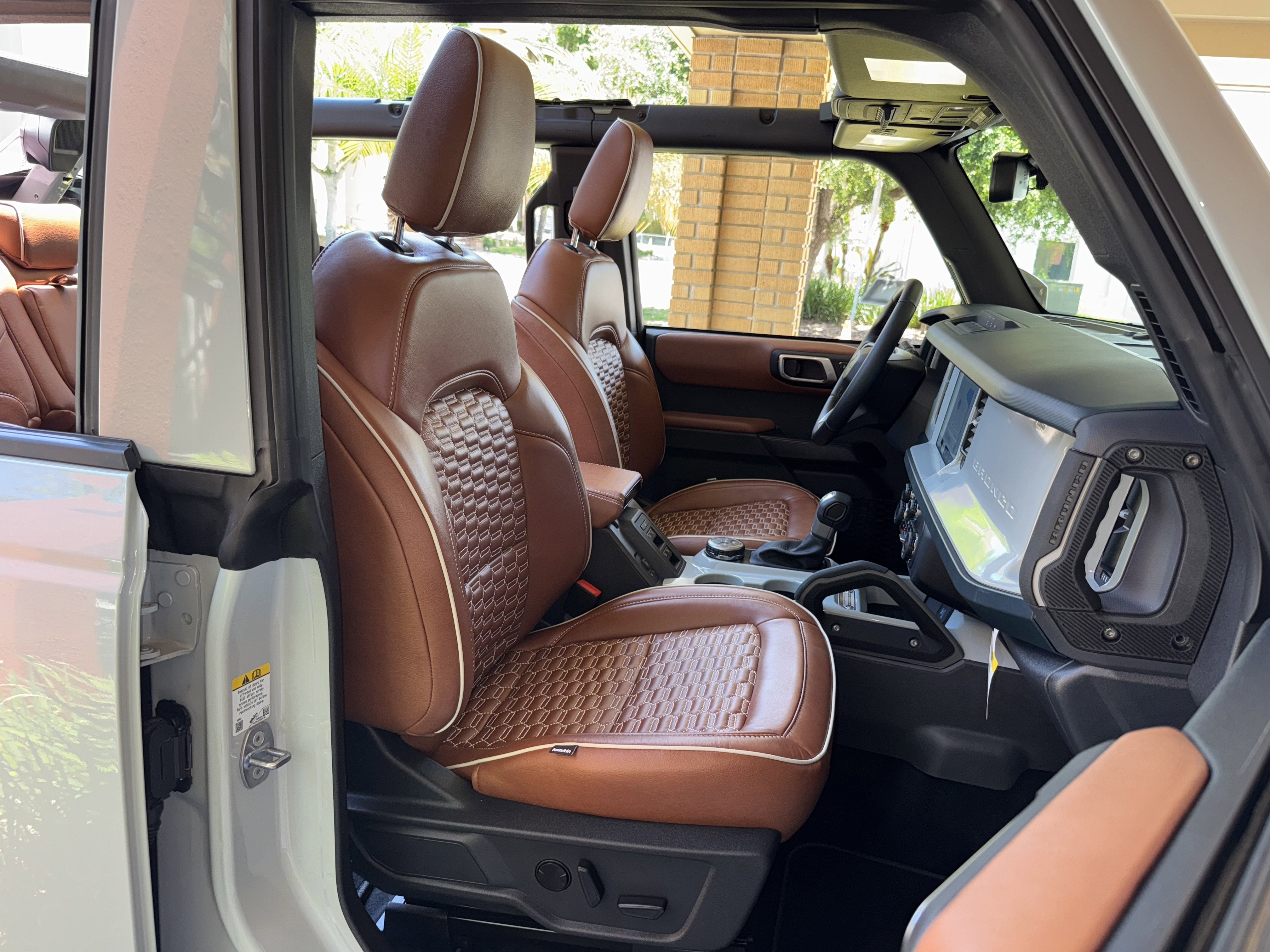 2024 Ford Bronco Outer Banks V6 Luxury Package Custom Lifted