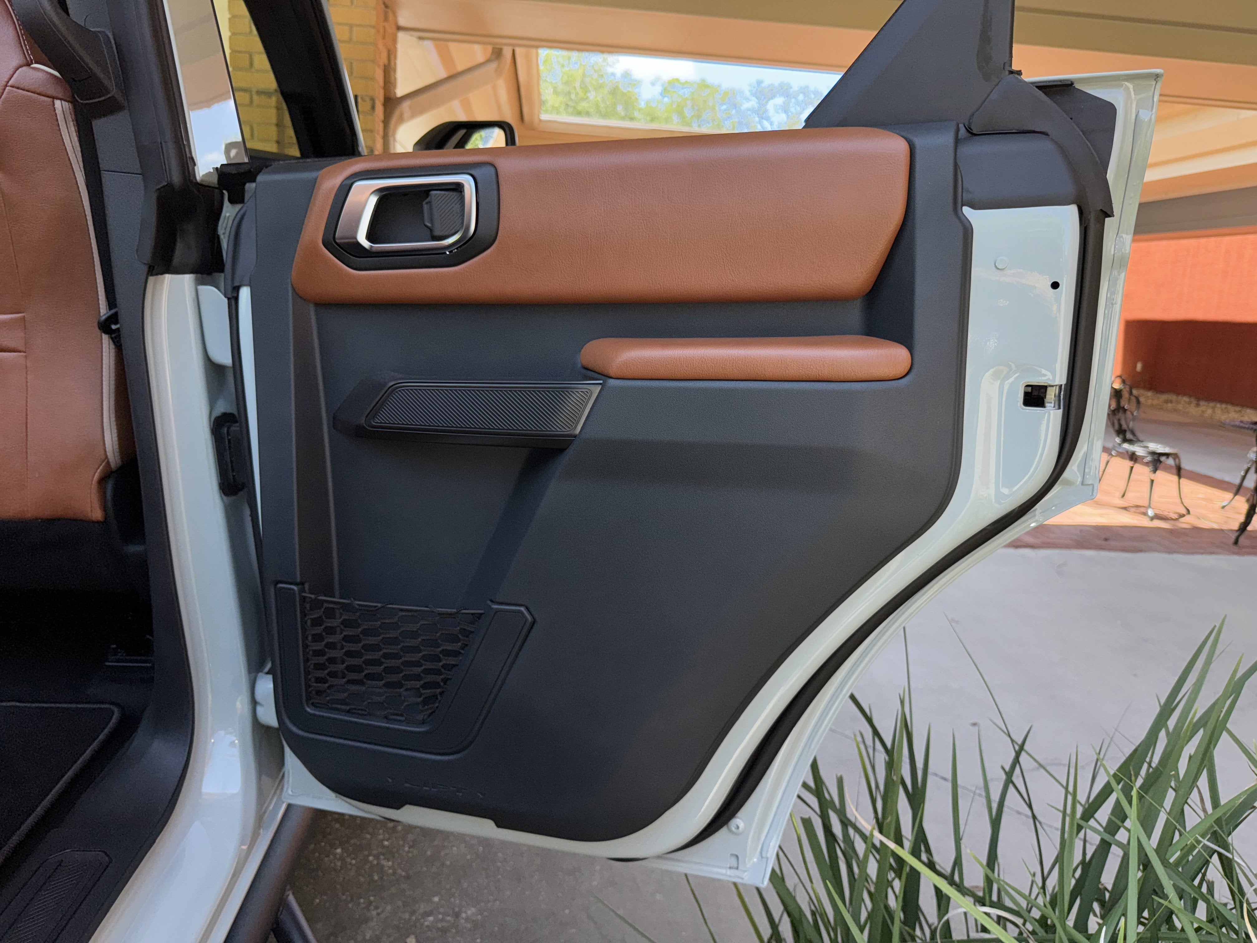 2024 Ford Bronco Outer Banks V6 Luxury Package Custom Lifted