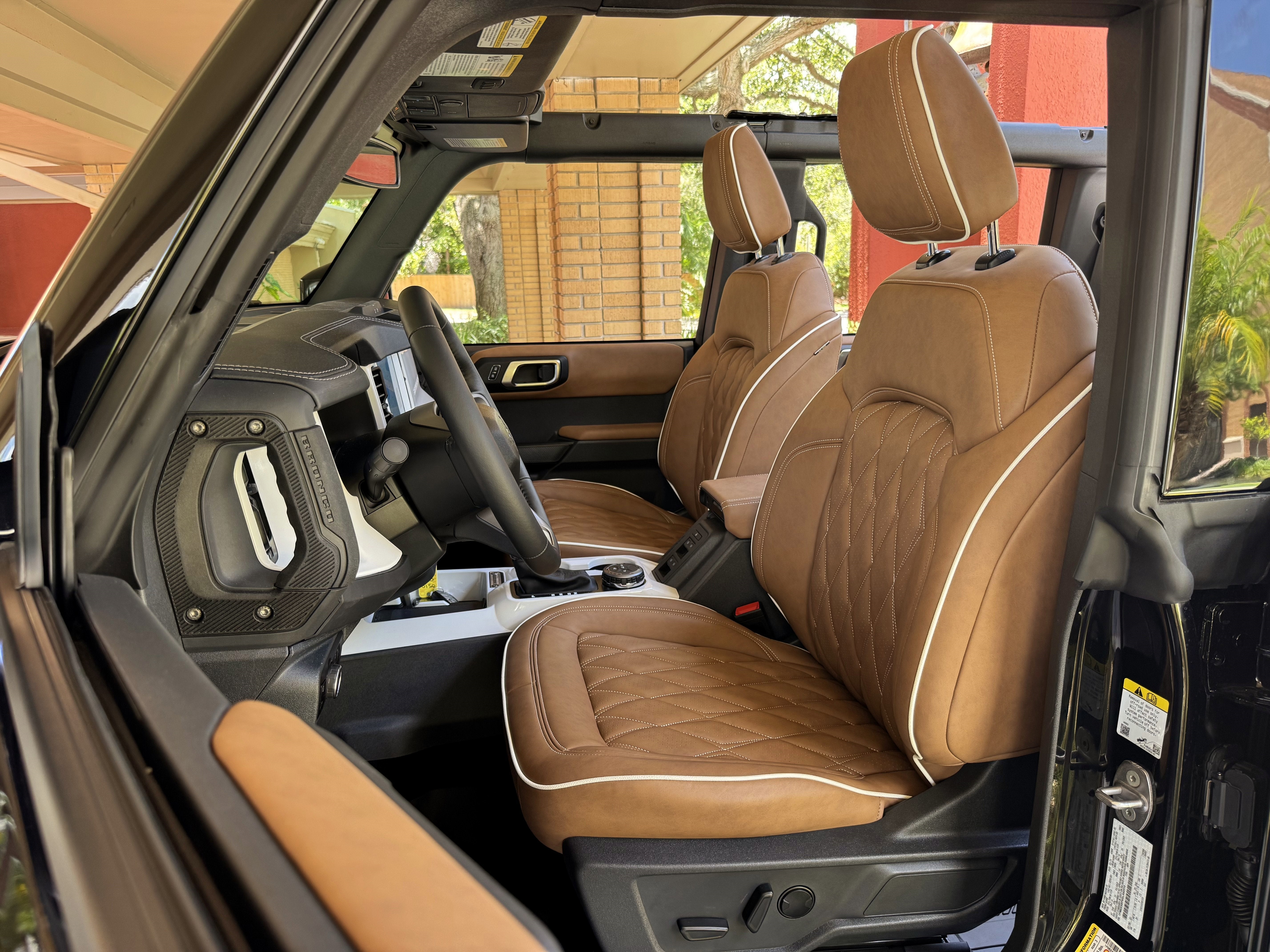 2025 Ford Bronco Custom Lifted Outer Banks V6 Luxury Package Hard Top