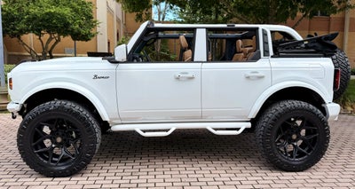 2026 Ford Bronco Outer Banks V6 Luxury Package Custom Lifted