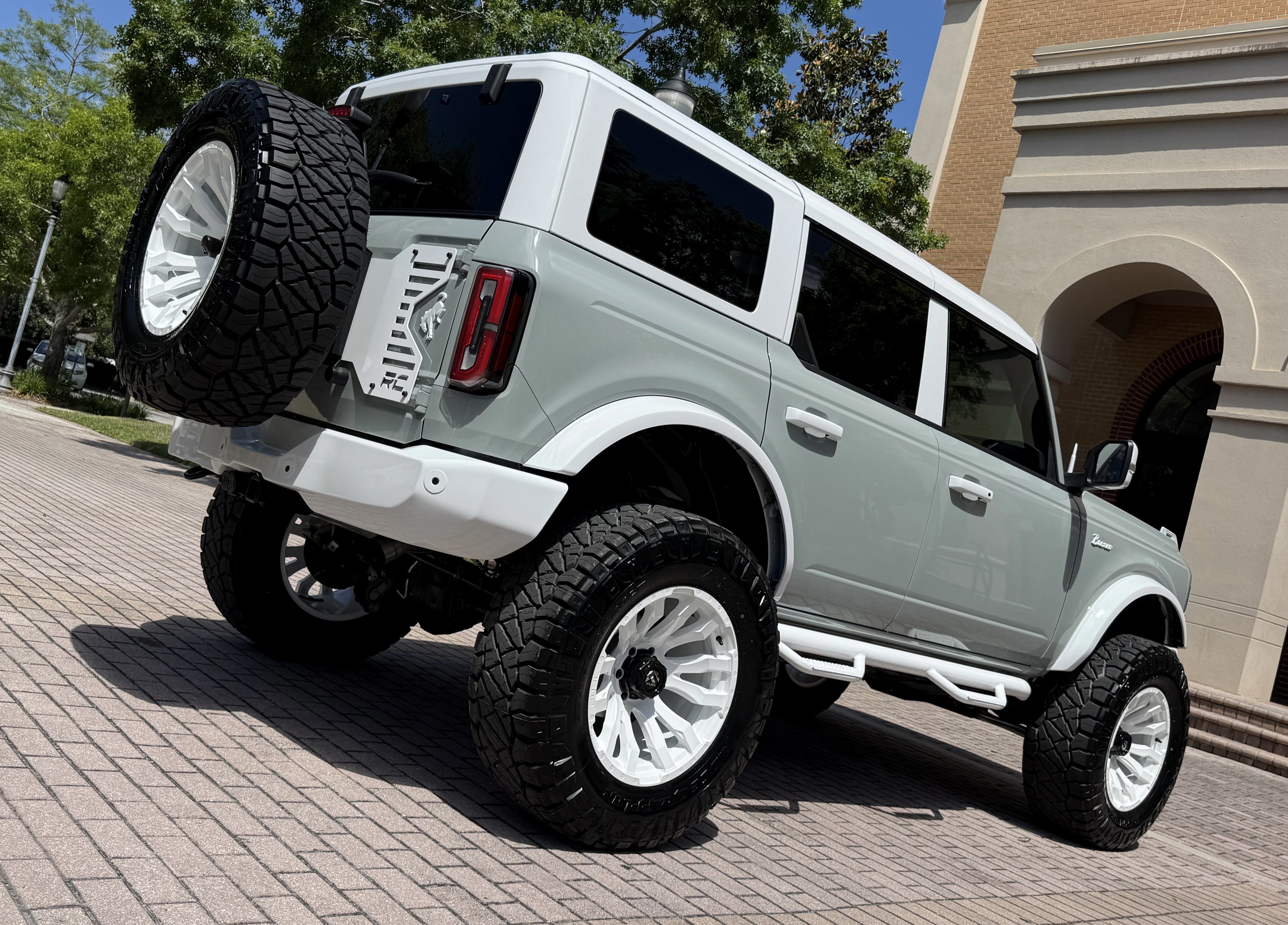 2024 Ford Bronco Outer Banks V6 Luxury Package Retro Hard Top Custom Lifted Vintage