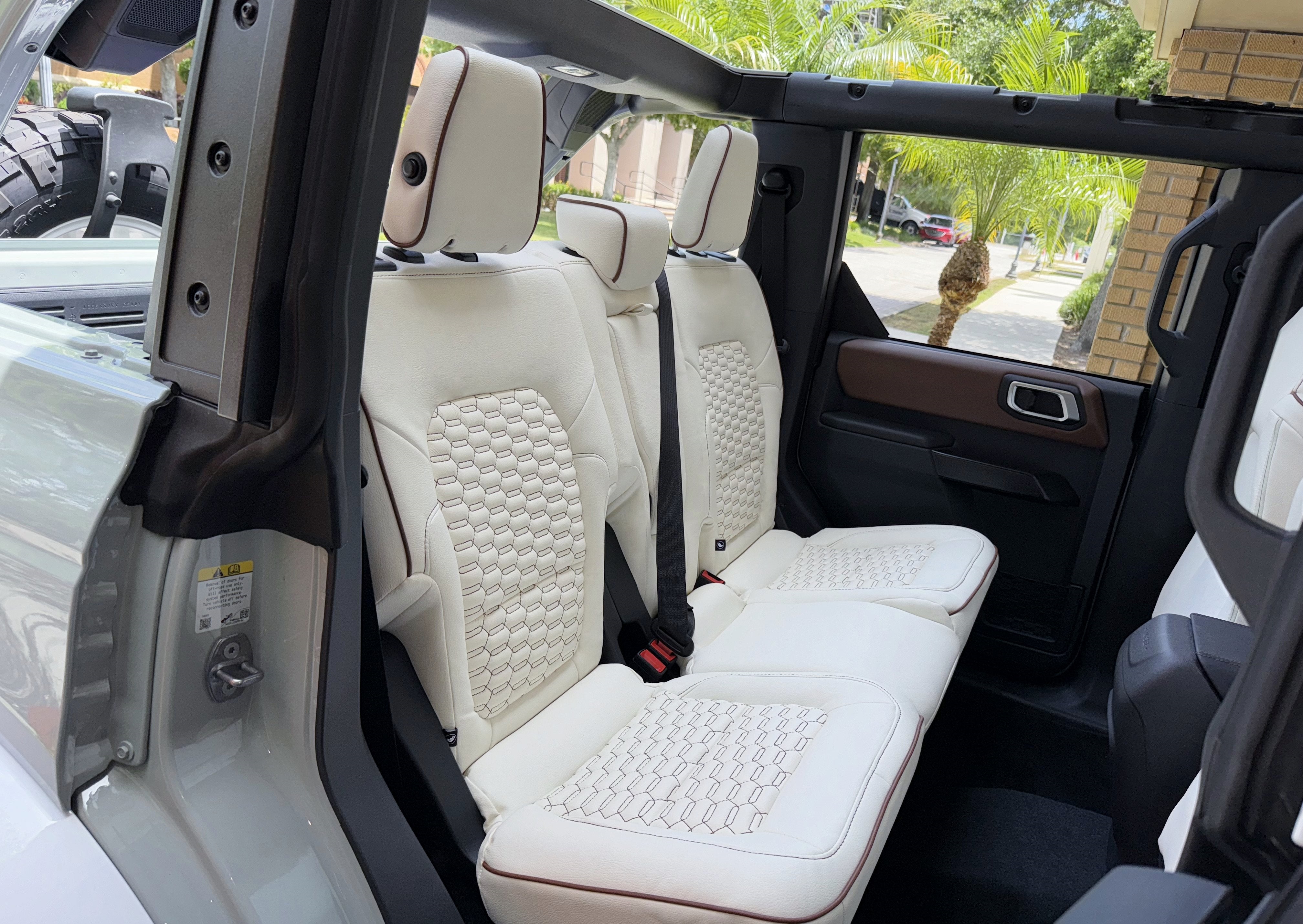 2024 Ford Bronco Outer Banks V6 Luxury Package Retro Hard Top Custom Lifted Vintage