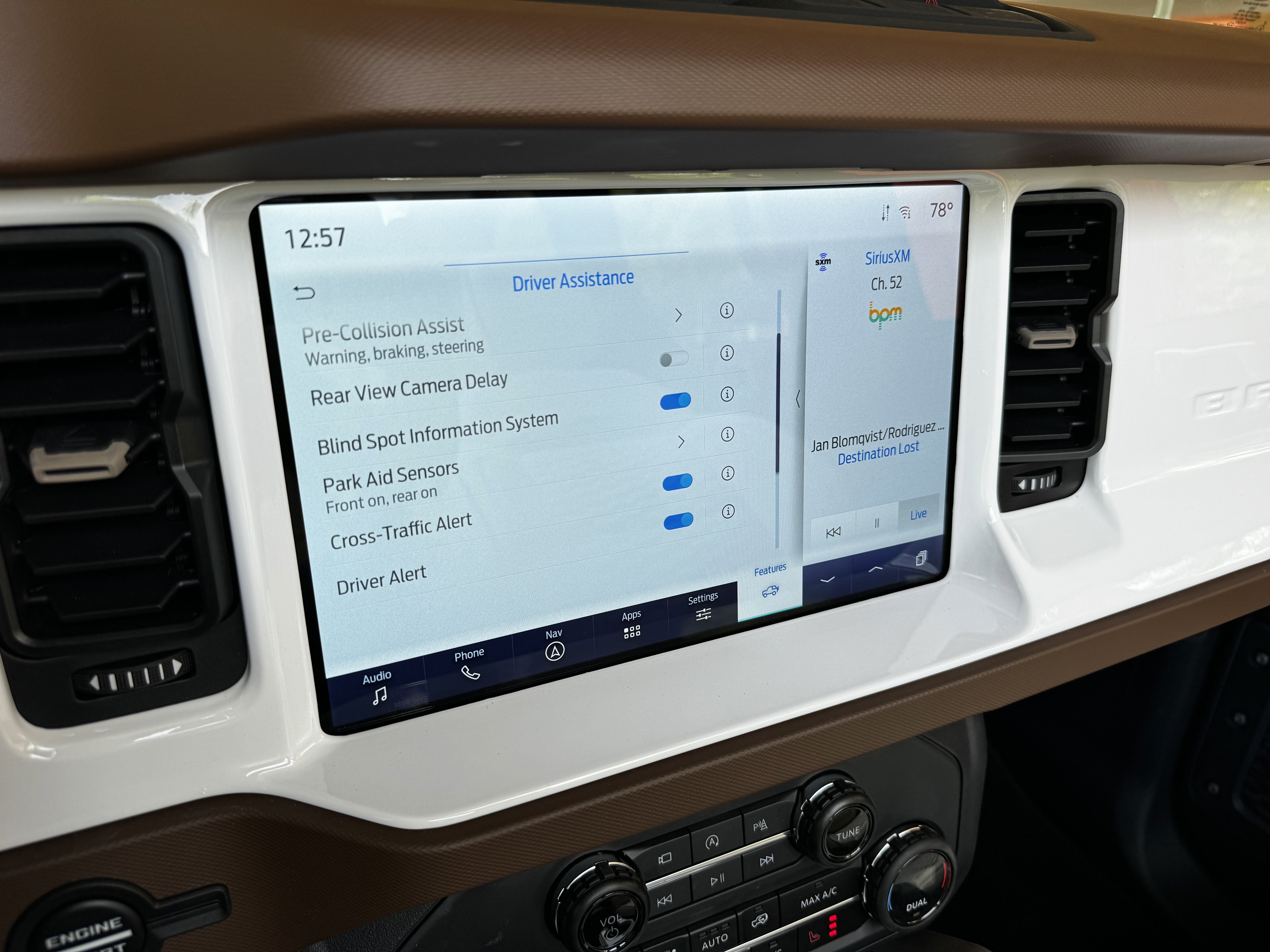 2024 Ford Bronco Outer Banks V6 Luxury Package Retro Hard Top Custom Lifted Vintage