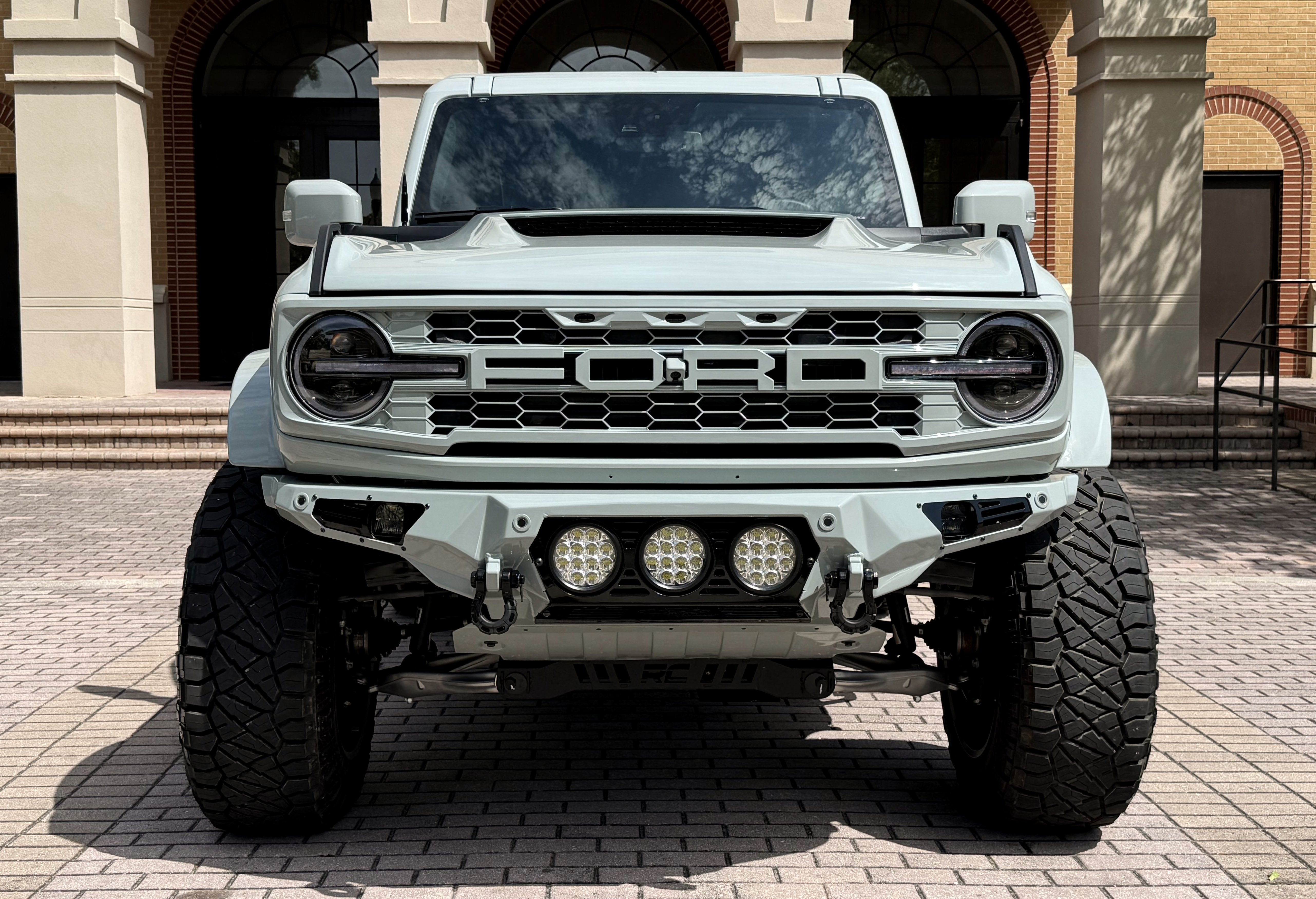 2024 Ford Bronco Outer Banks V6 Luxury Package Hard Top Custom Lifted