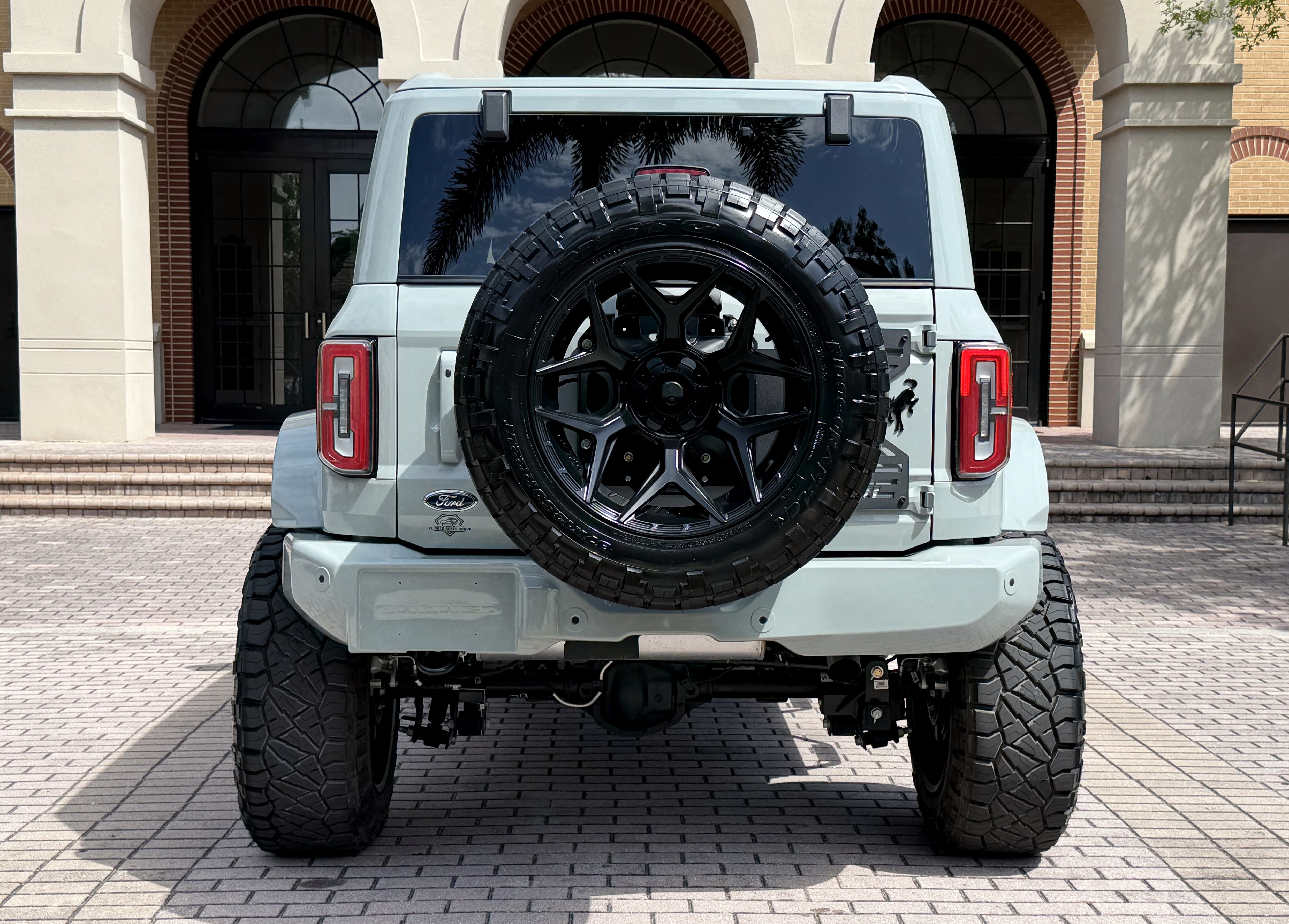 2024 Ford Bronco Outer Banks V6 Luxury Package Hard Top Custom Lifted