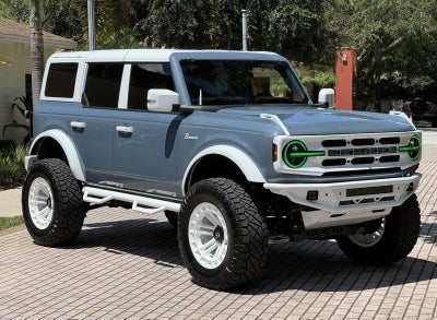 2024 Ford Bronco Outer Banks Retro Hard Top V6 Luxury Package