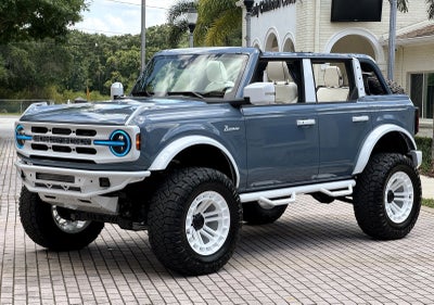 2024 Ford Bronco Outer Banks Retro Hard Top V6 Luxury Package