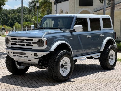 2024 Ford Bronco Outer Banks Retro Hard Top V6 Luxury Package