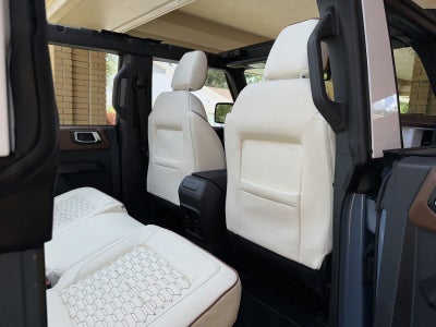 2024 Ford Bronco Outer Banks Retro Hard Top V6 Luxury Package