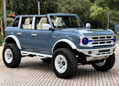 2024 Ford Bronco Outer Banks Retro Hard Top V6 Luxury Package