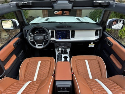 2025 Ford Bronco Outer Banks V6 Luxury Package Custom Lifted