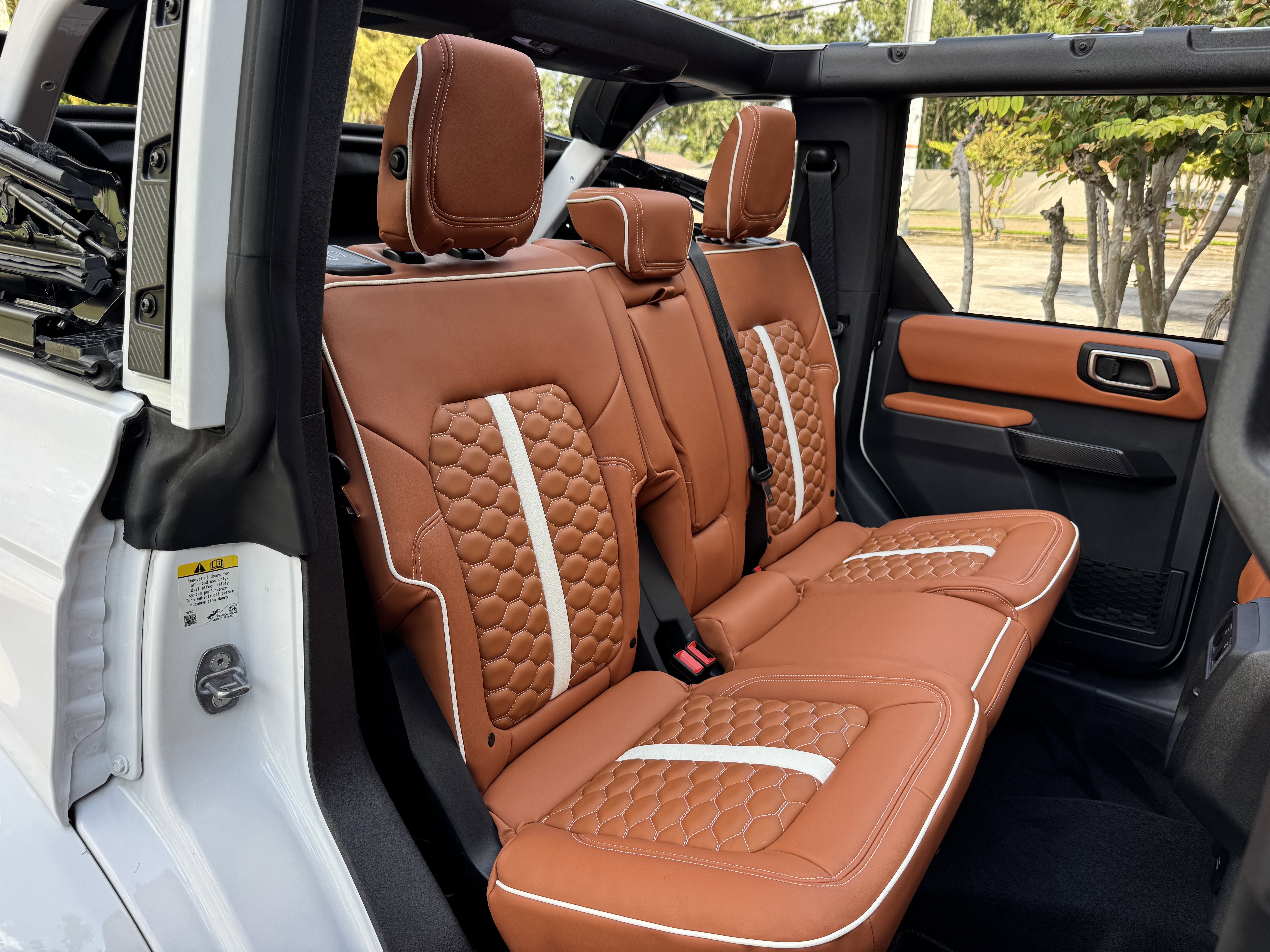 2025 Ford Bronco Outer Banks V6 Luxury Package Custom Lifted