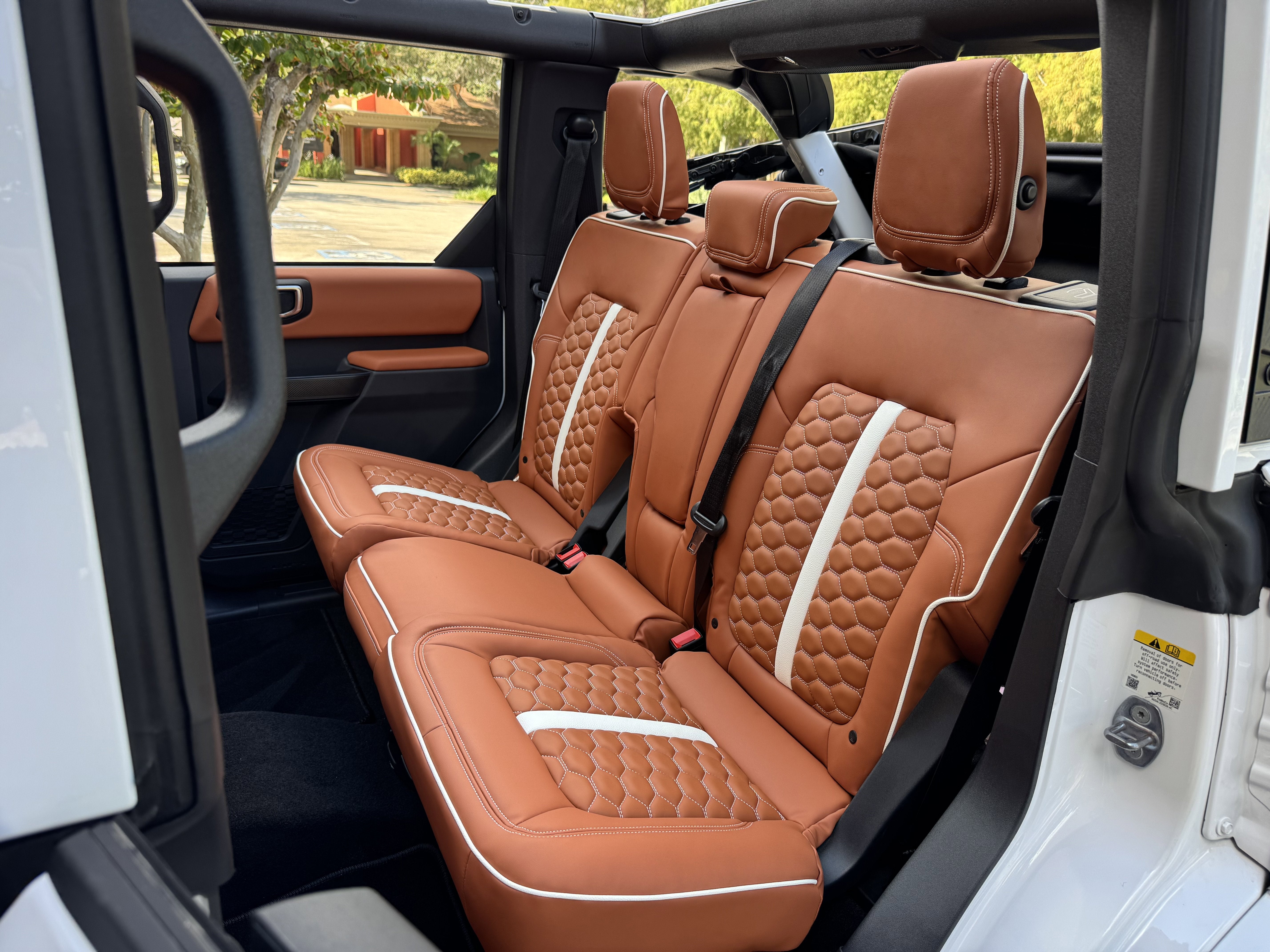 2025 Ford Bronco Outer Banks V6 Luxury Package Custom Lifted