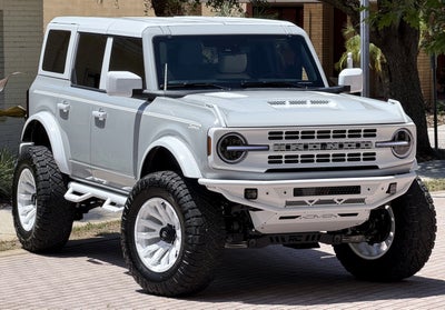 2026 Ford Bronco V6 Retro Outer Banks Luxury Pkg Custom Lifted