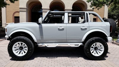 2026 Ford Bronco V6 Retro Outer Banks Luxury Pkg Custom Lifted