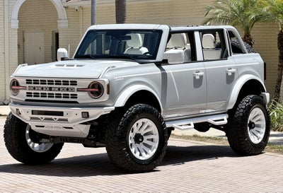 2026 Ford Bronco V6 Retro Outer Banks Luxury Pkg Custom Lifted