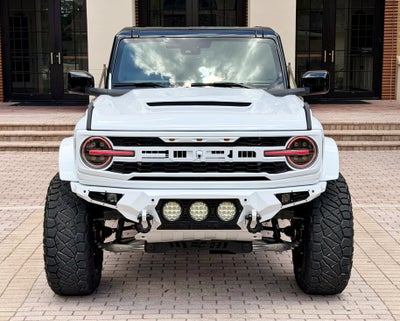 2026 Ford Bronco V6 Outer Banks Black Appearance Package Luxury Package