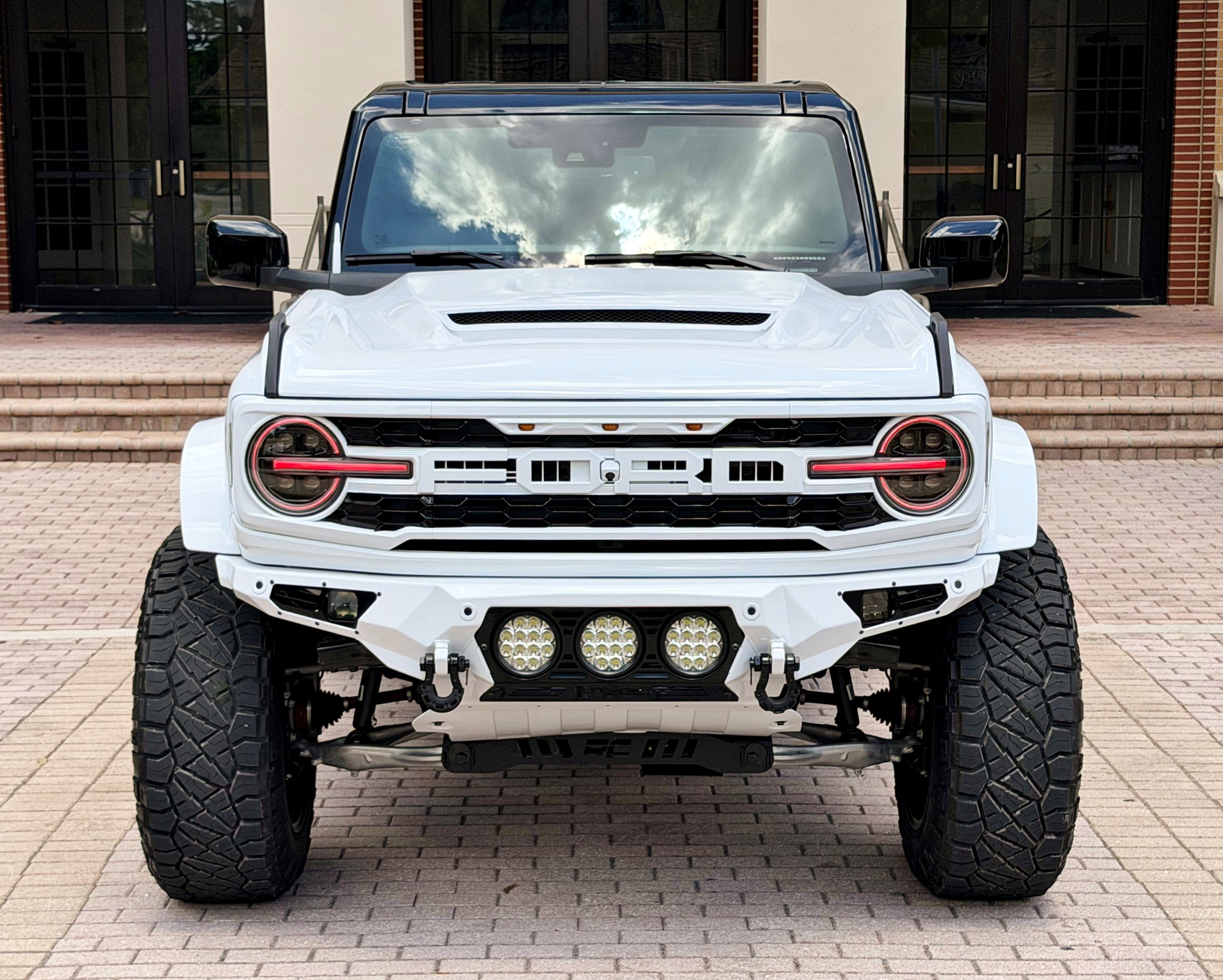 2026 Ford Bronco V6 Outer Banks Black Appearance Package Luxury Package