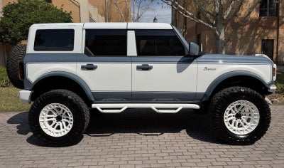 2024 Ford Bronco Outer Banks Retro V6 Hard Top