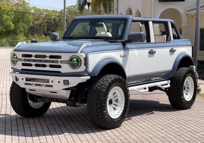 2024 Ford Bronco Outer Banks Retro V6 Hard Top