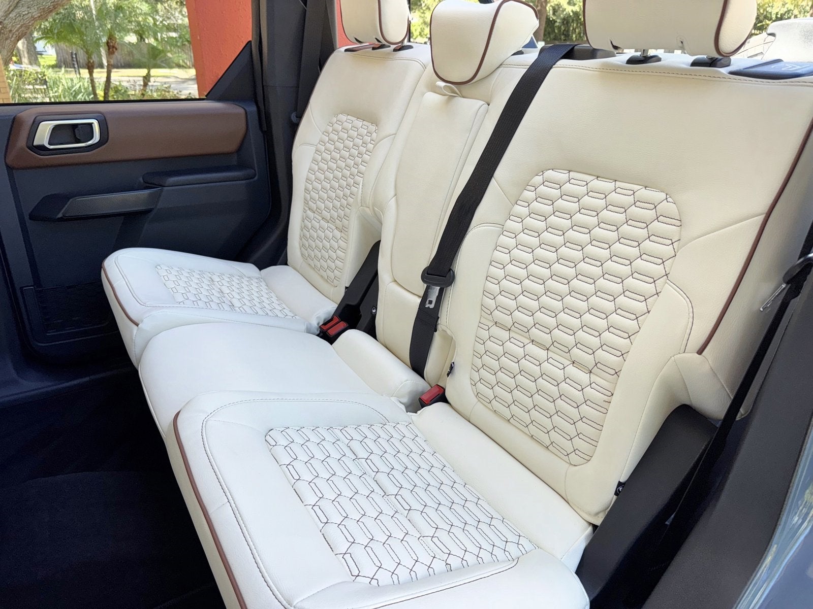 2024 Ford Bronco Outer Banks Retro V6 Hard Top