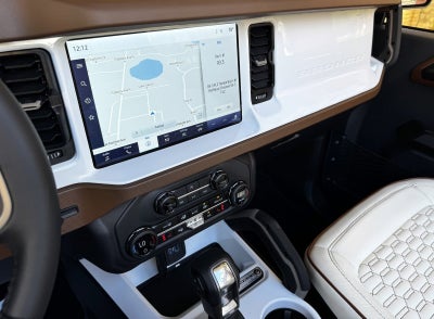 2024 Ford Bronco Outer Banks Retro V6 Hard Top