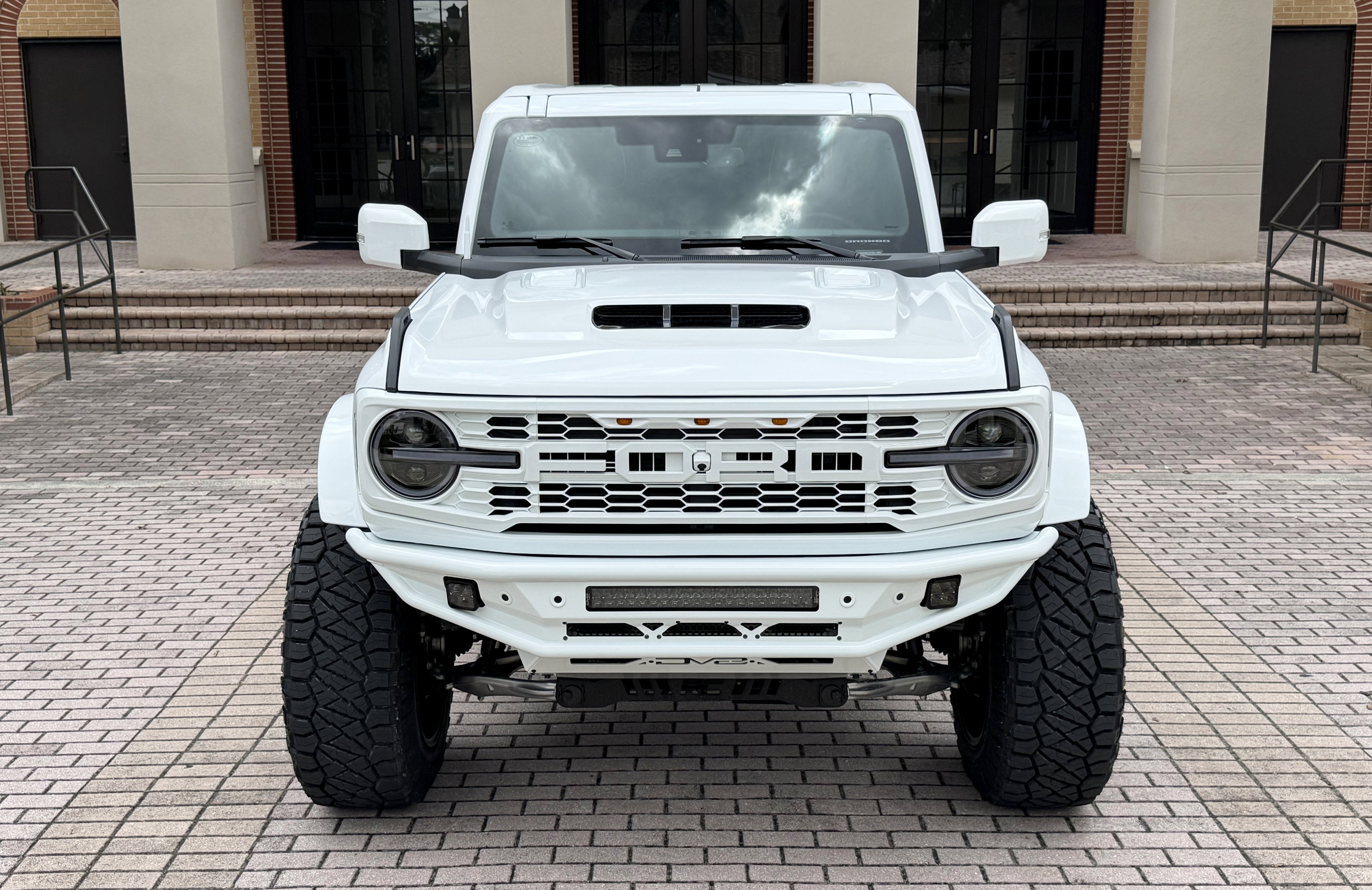 2025 Ford Bronco Outer Banks V6 Luxury Package Hard Top Custom Lifted