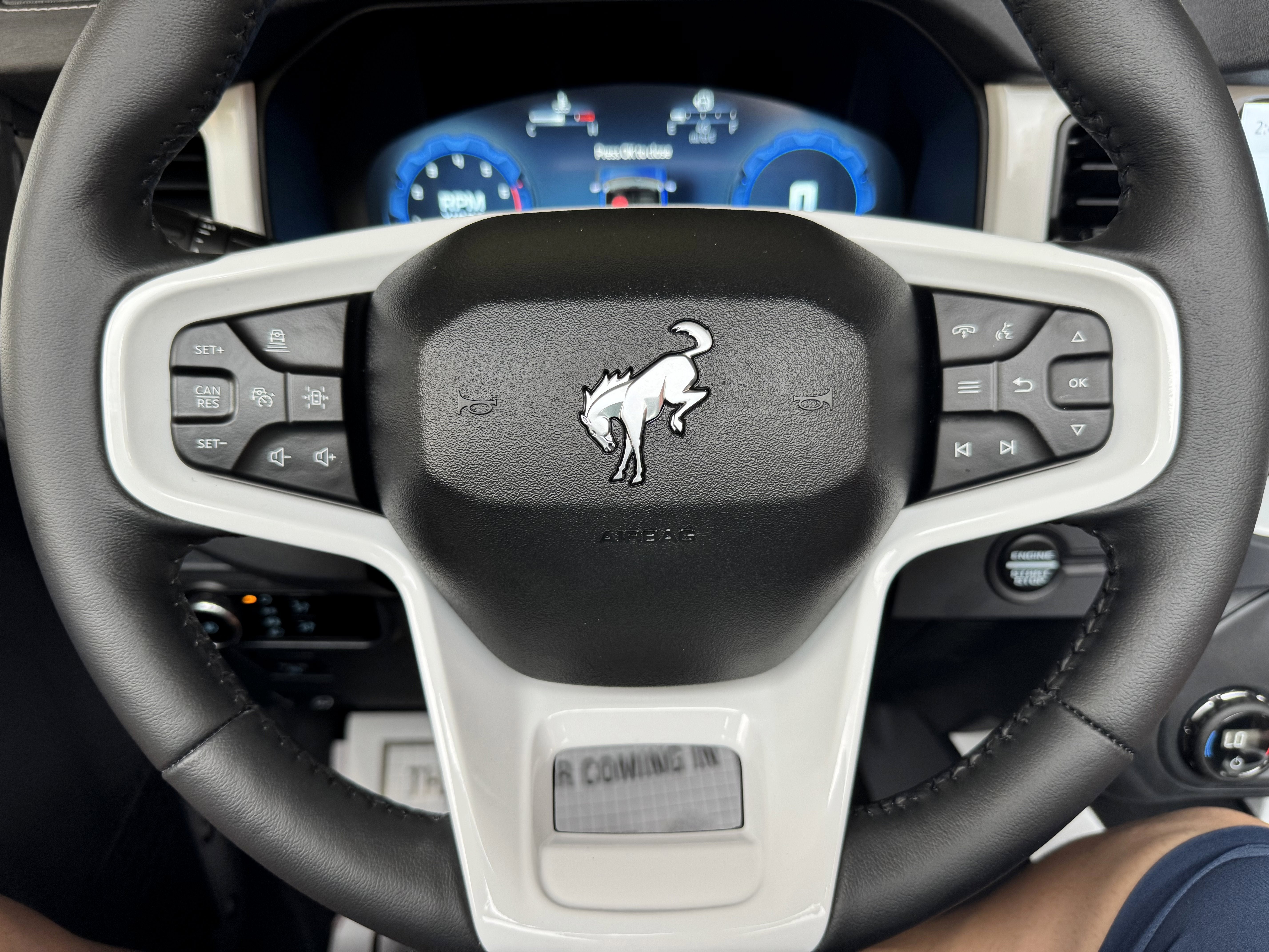 2025 Ford Bronco Outer Banks V6 Luxury Package Hard Top Custom Lifted