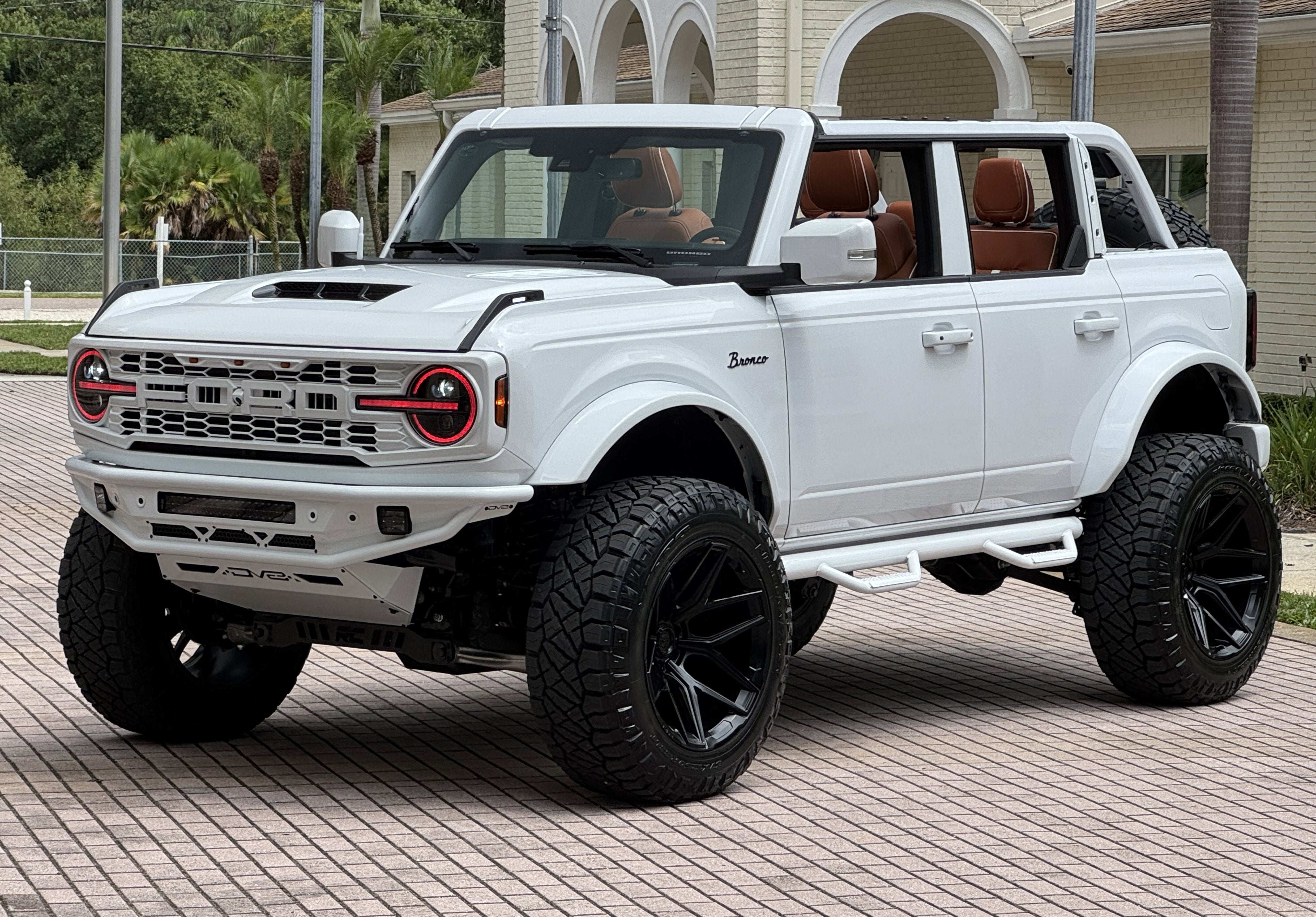 2025 Ford Bronco Outer Banks V6 Luxury Package Hard Top Custom Lifted