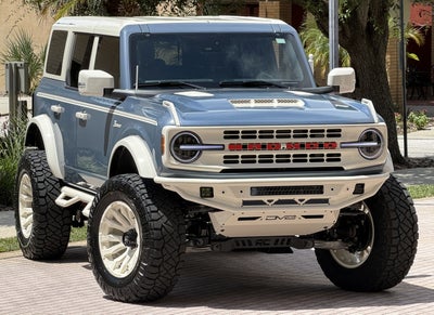 2025 Ford Bronco V6 Wimbledon White & Azure Retro Outer Banks Luxury Pkg Custom Lifted