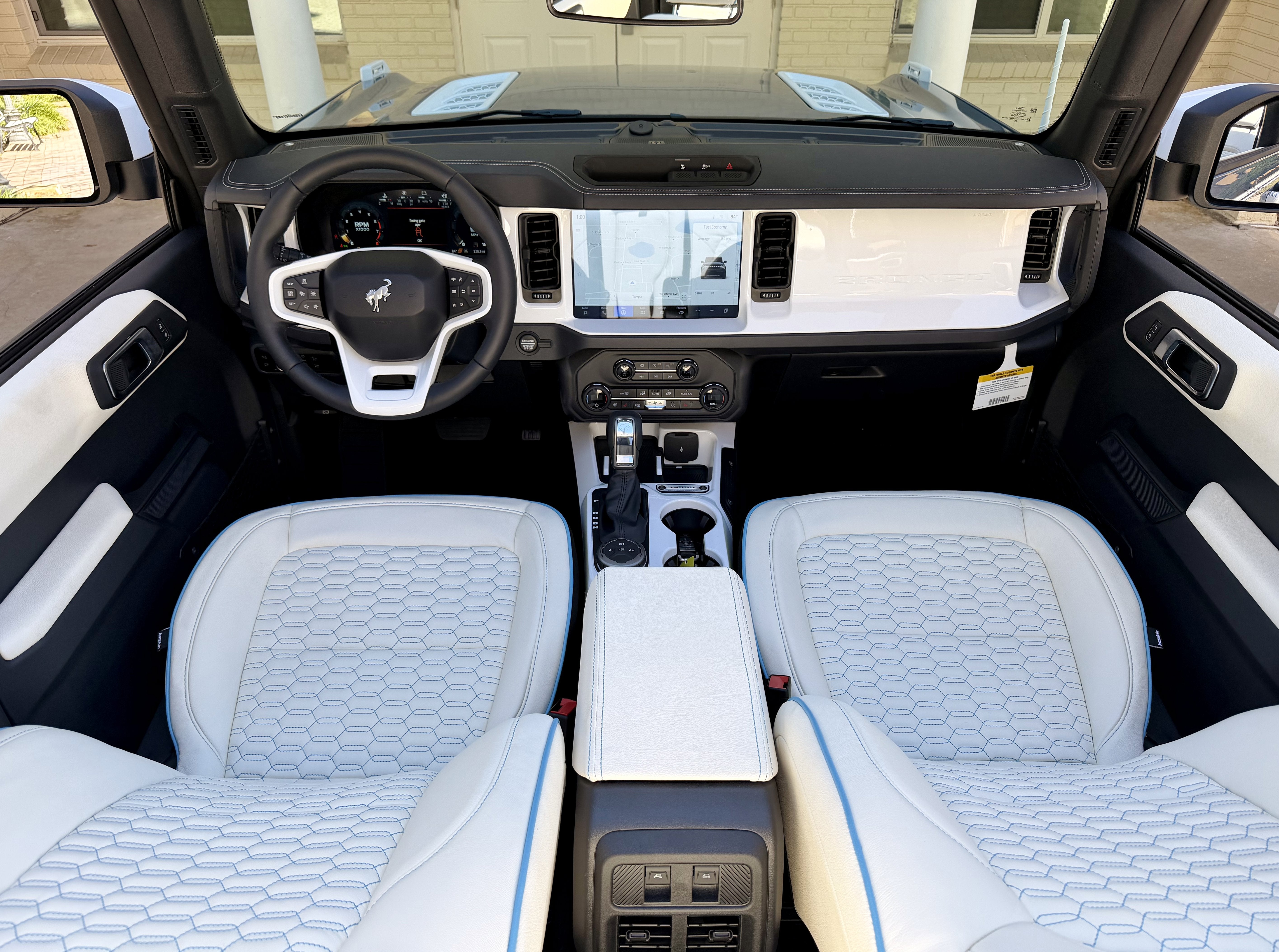 2025 Ford Bronco V6 Luxury Package Retro Hard Top Custom Lifted Vintage