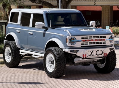 2025 Ford Bronco V6 Luxury Package Retro Hard Top Custom Lifted Vintage