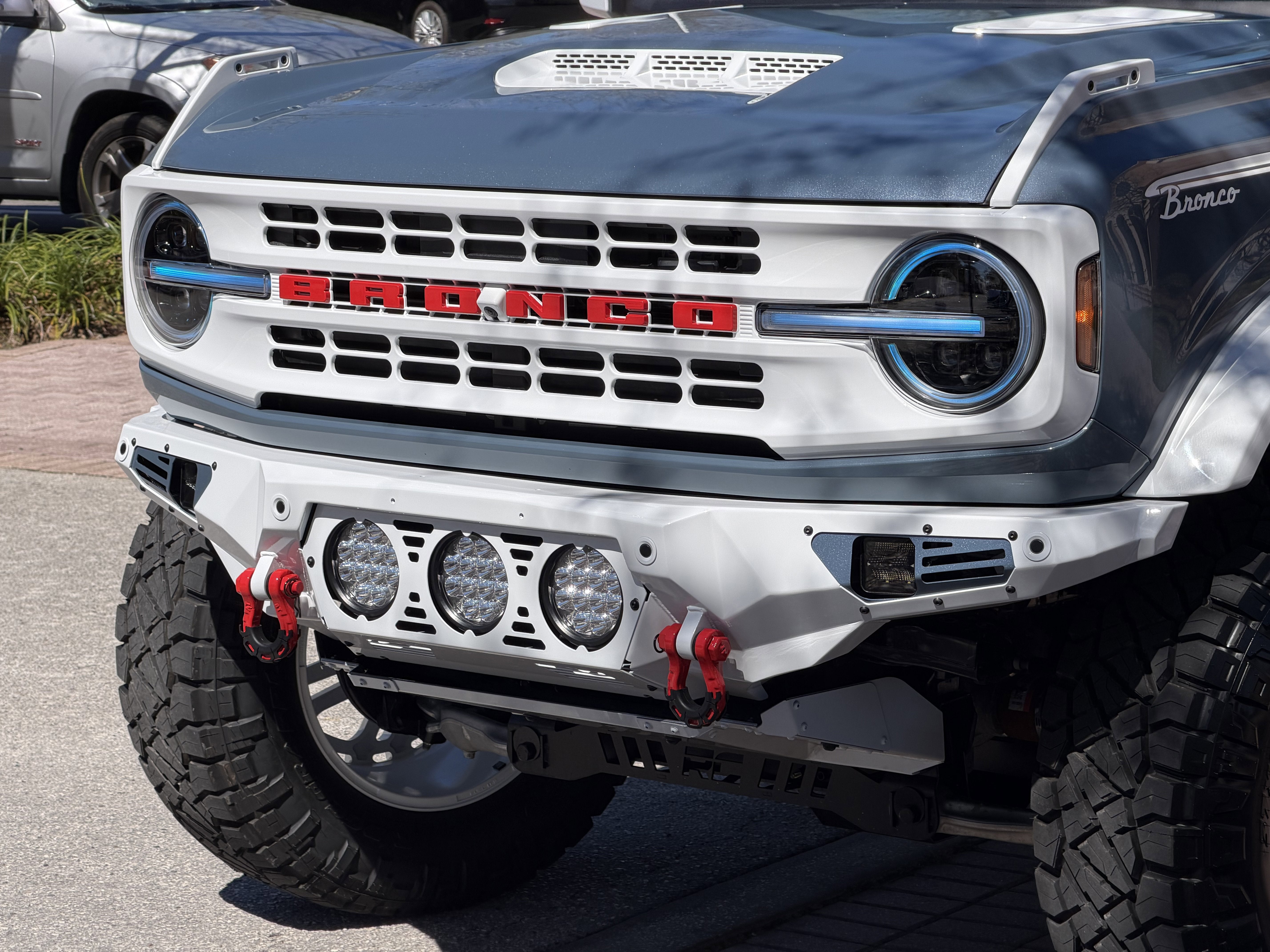 2025 Ford Bronco V6 Luxury Package Retro Hard Top Custom Lifted Vintage