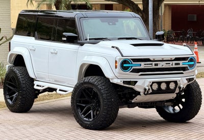 2026 Ford Bronco Outer Banks V6 Black Appearance Package Luxury Packag Outer Banks