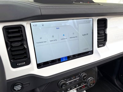 2026 Ford Bronco Outer Banks V6 Black Appearance Package Luxury Packag Outer Banks