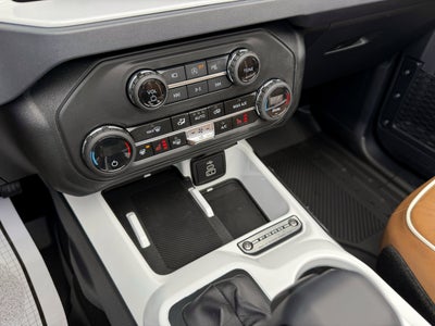 2026 Ford Bronco Outer Banks V6 Black Appearance Package Luxury Packag Outer Banks