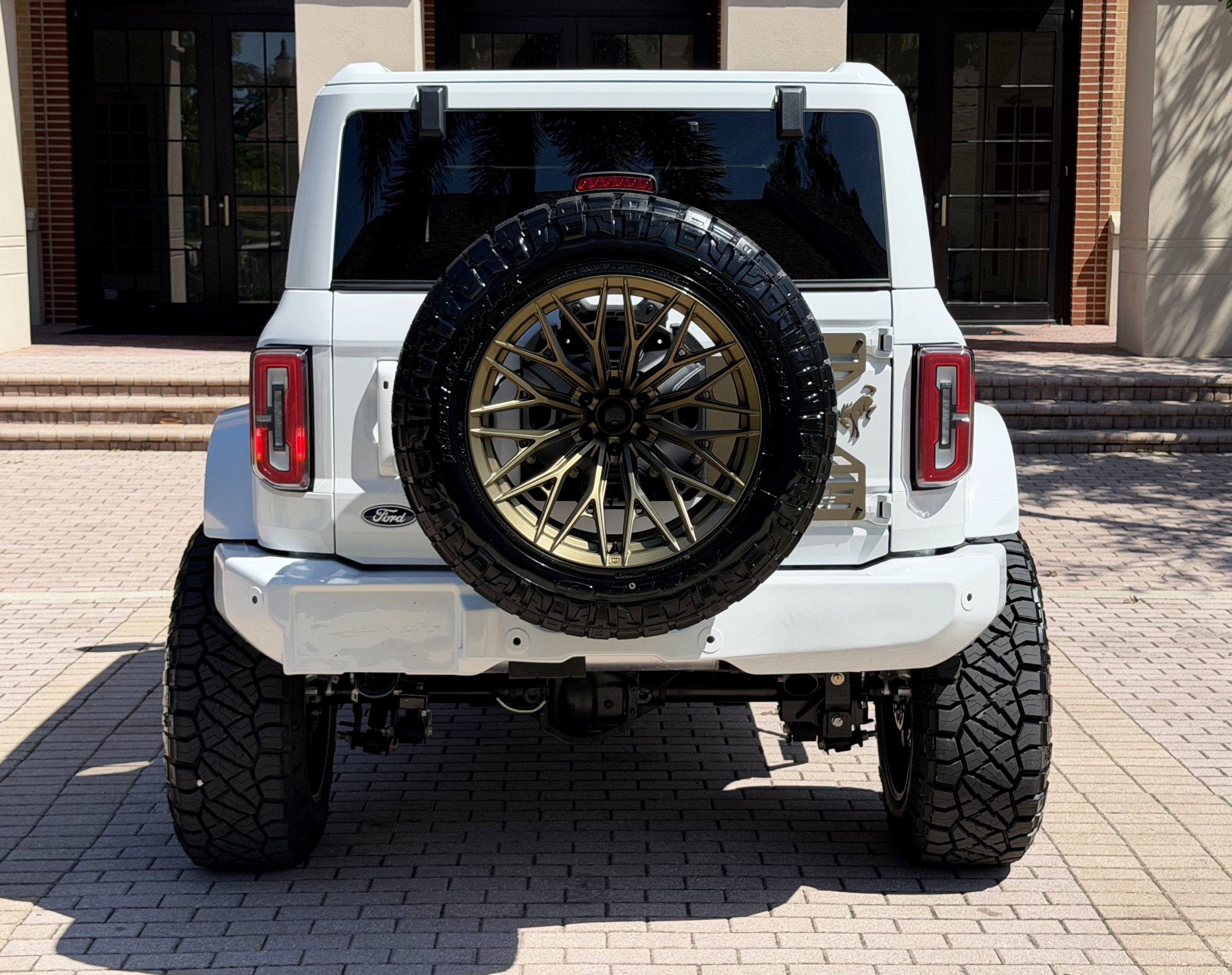 2026 Ford Bronco Outer Banks V6 Luxury Package Hard Top Custom Lifted