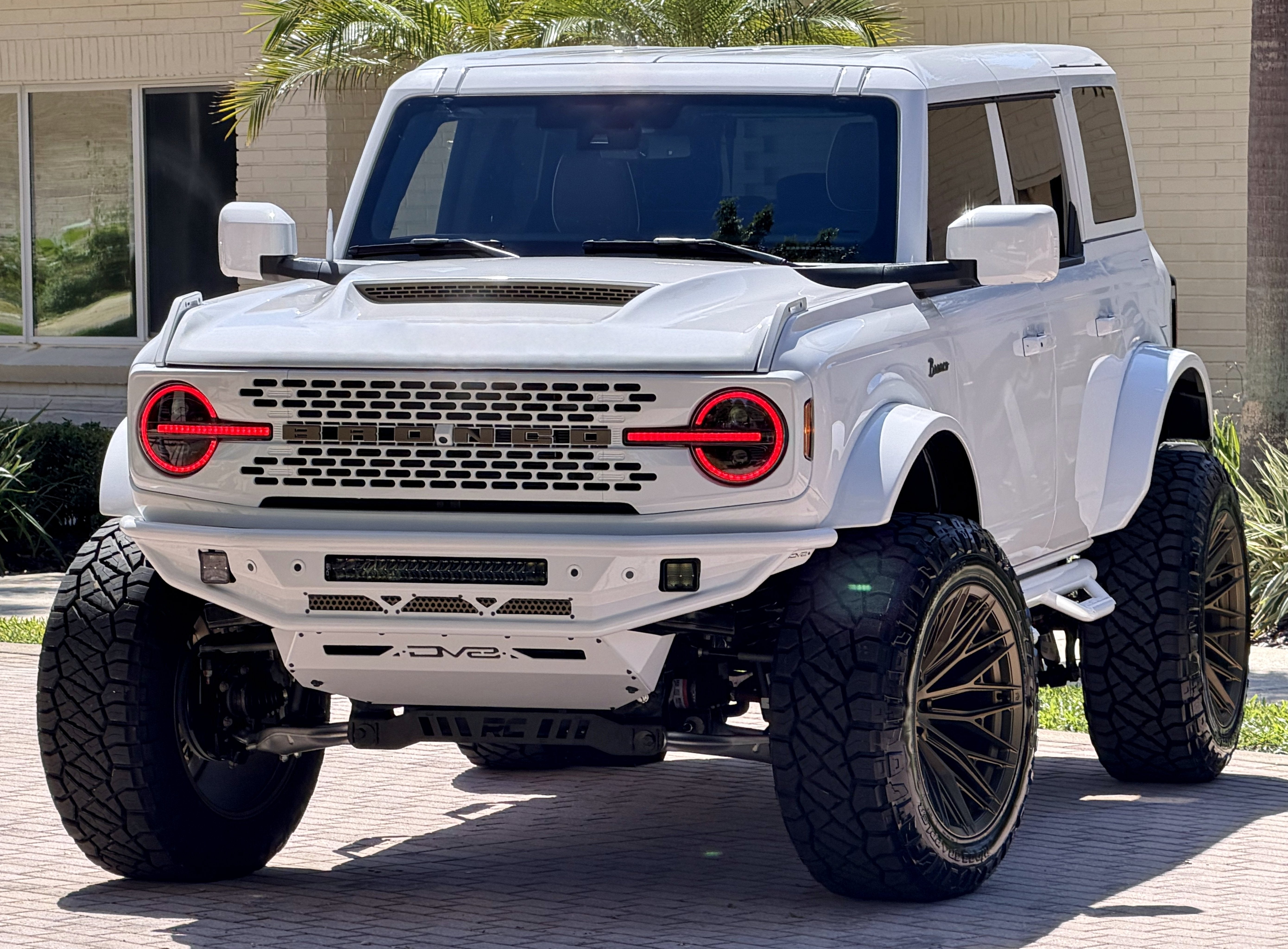 2026 Ford Bronco Outer Banks V6 Luxury Package Hard Top Custom Lifted