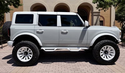 2026 Ford Bronco V6 Retro Outer Banks Luxury Pkg Custom Lifted