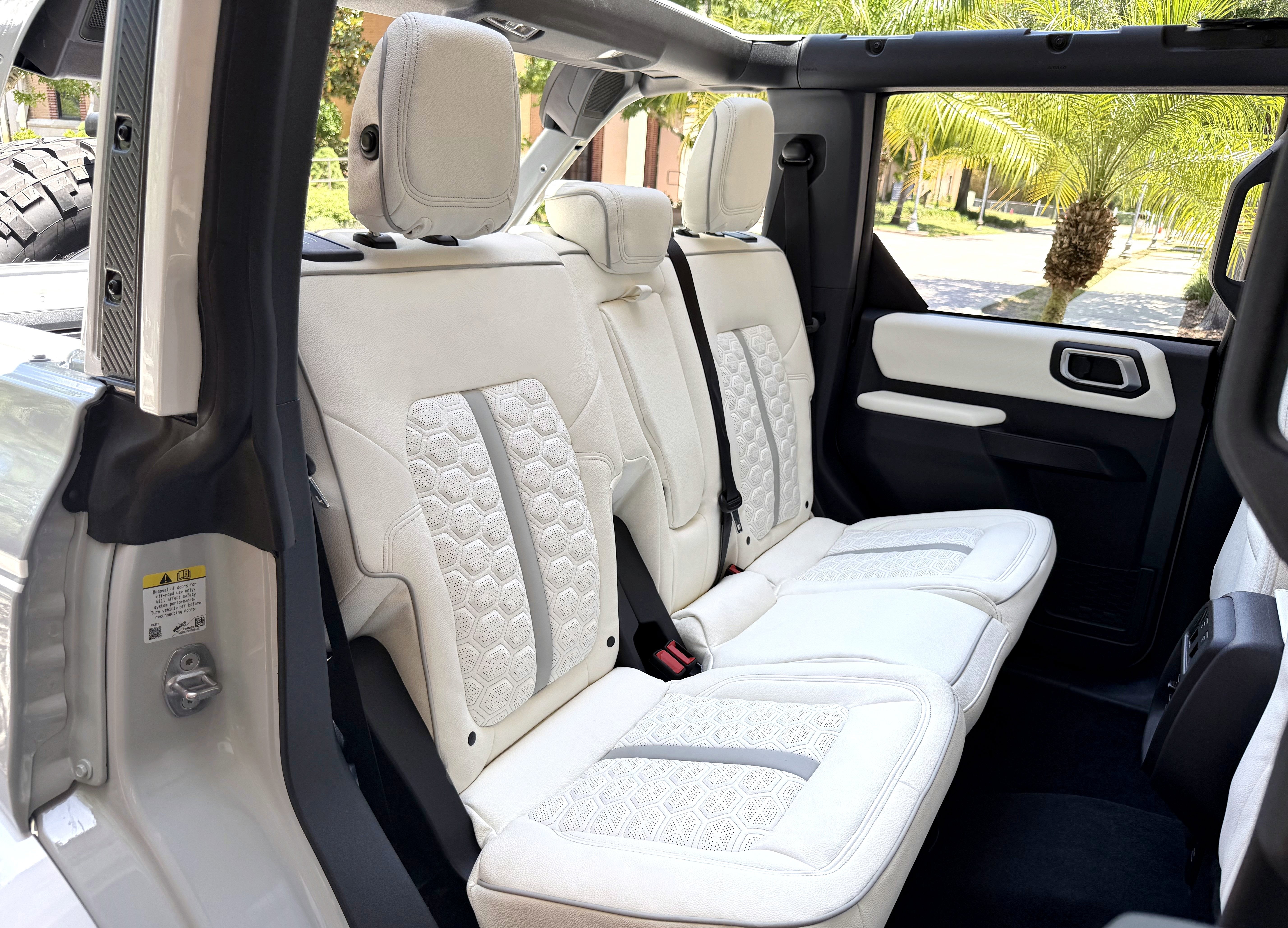 2026 Ford Bronco V6 Retro Outer Banks Luxury Pkg Custom Lifted