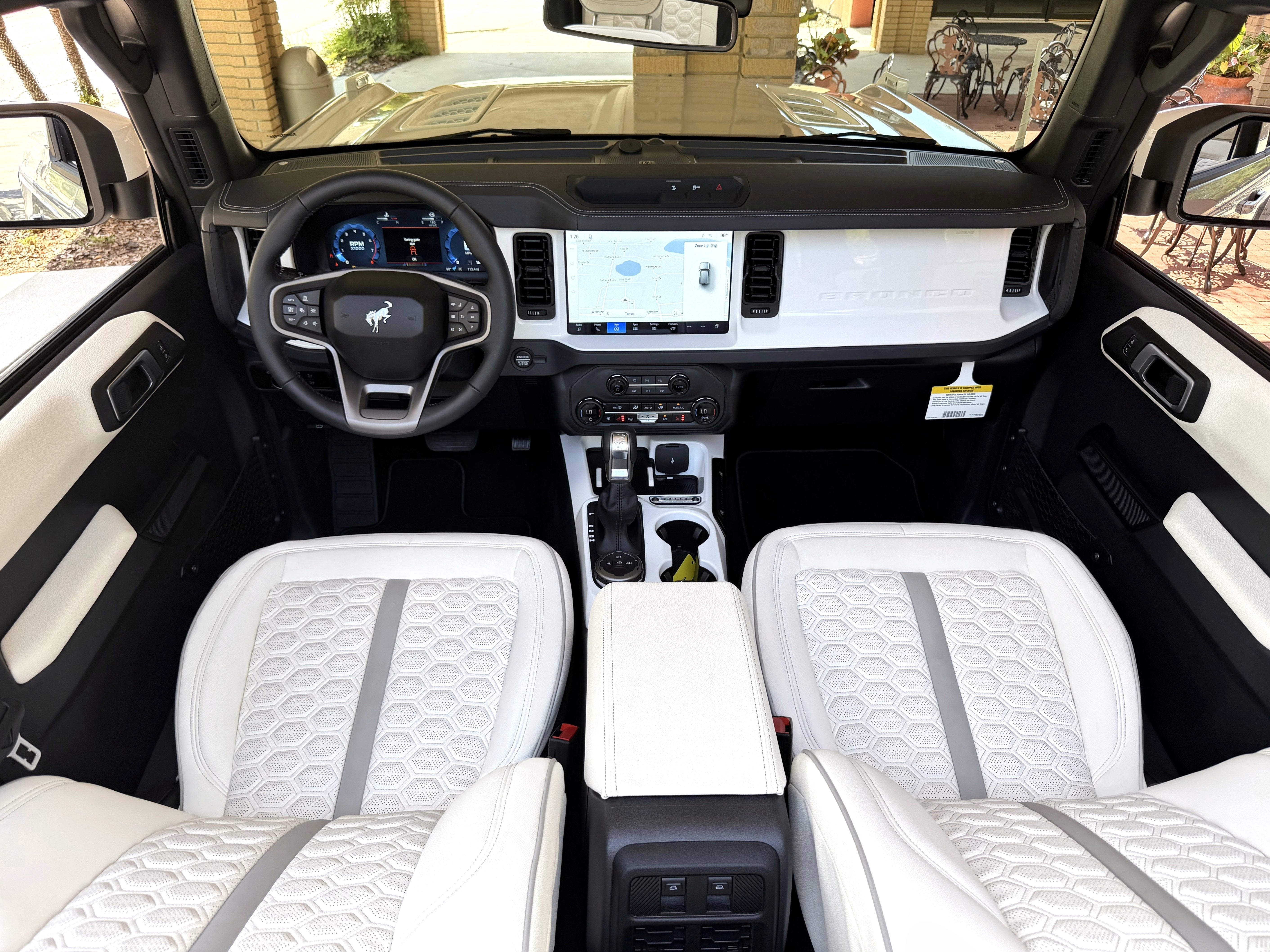 2026 Ford Bronco V6 Retro Outer Banks Luxury Pkg Custom Lifted