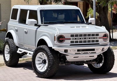 2026 Ford Bronco V6 Retro Outer Banks Luxury Pkg Custom Lifted