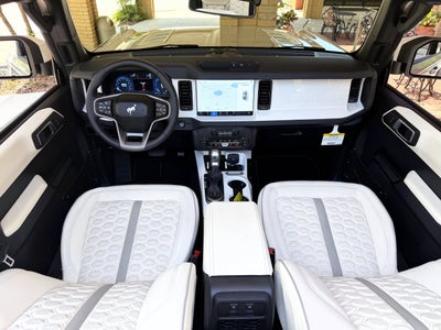 2026 Ford Bronco V6 Retro Outer Banks Luxury Pkg Custom Lifted