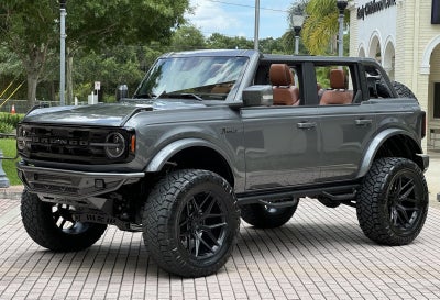 2024 Ford Bronco Outer Banks