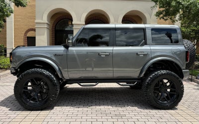 2024 Ford Bronco Outer Banks