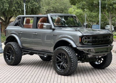 2024 Ford Bronco Outer Banks