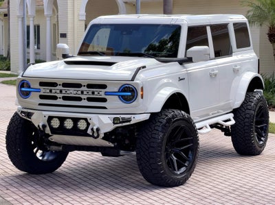 2025 Ford Bronco Outer Banks V6 Luxury Package Hard Top Custom Lifted