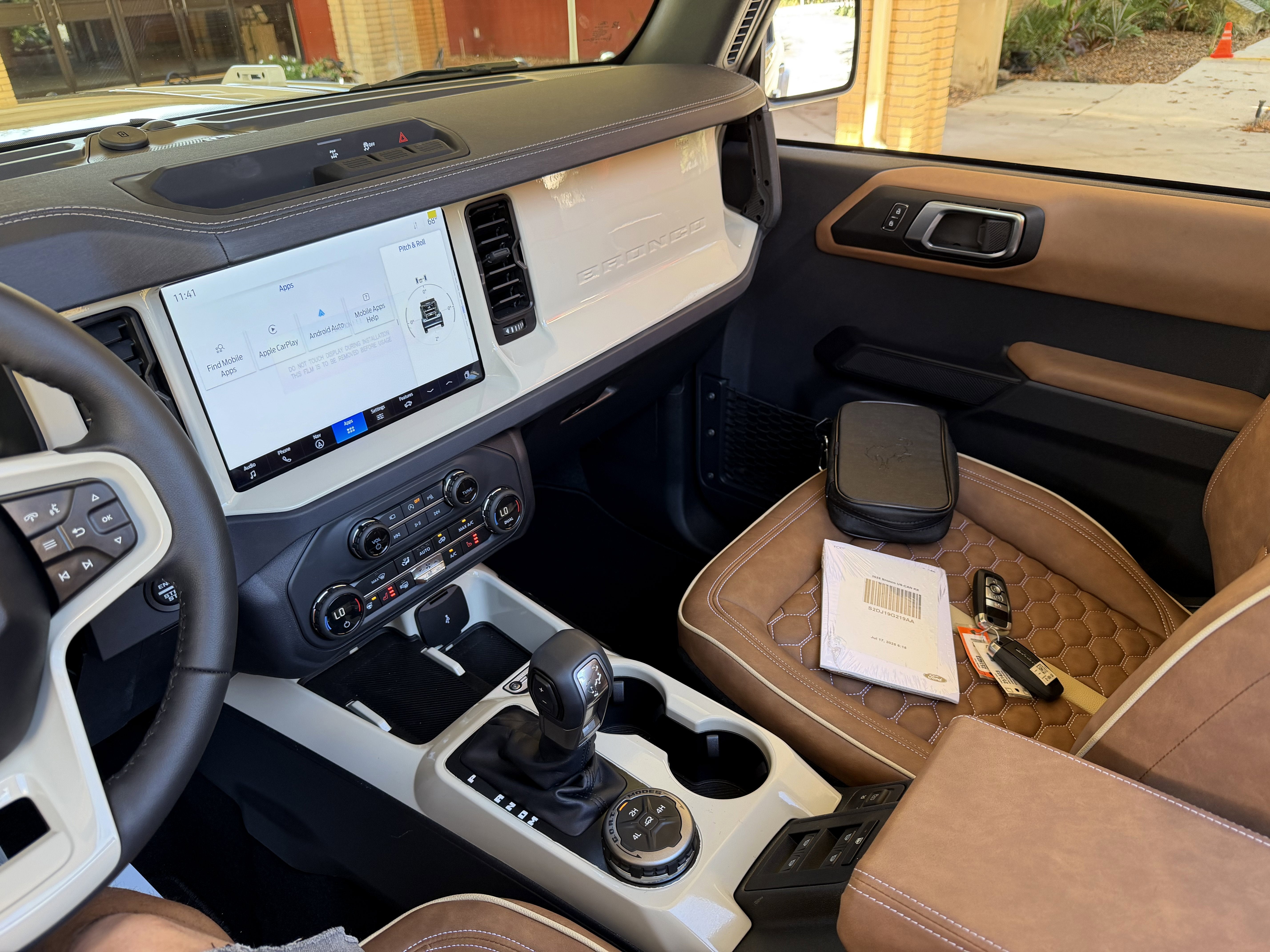 2025 Ford Bronco Outer Banks Retro V6 Luxury Package Custom Lifted Vintage Hard Top